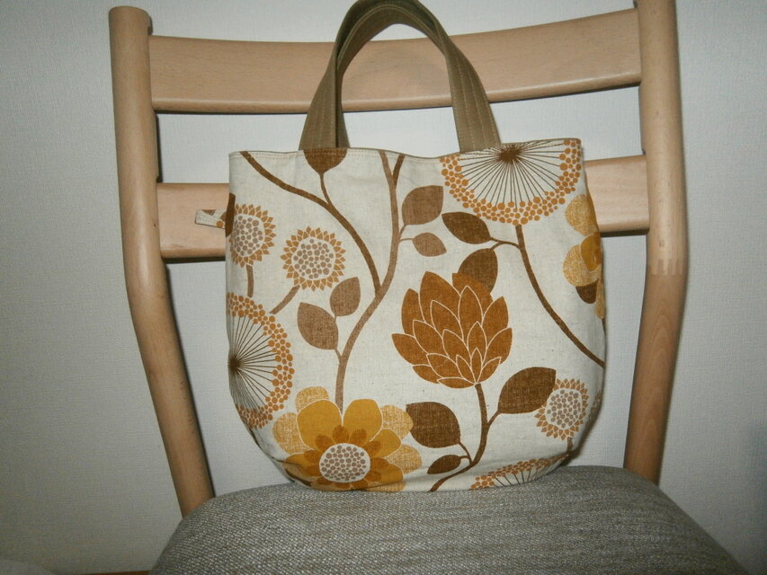 コットンリネン＊キャンパス生地＊レトロ花柄＊手提げ