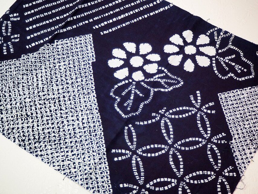 ycya0036　浴衣布　木綿　着分(身頃、袖）木綿　着物リメイク に最適☆　/　古布 古裂　kimono