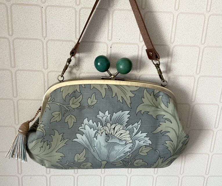 ウイリアムモリス　アネモネ　木玉親子がま口長財布バッグ　