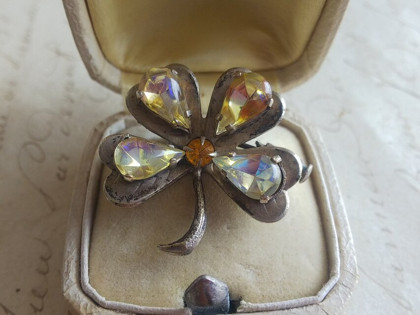 1930年代四つ葉のクローバー／シトリンHoneyドラゴンズブレス　ブローチ