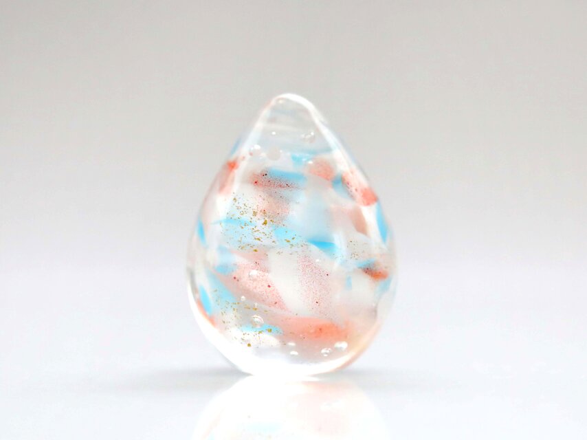 ガラスの雫の小さなオブジェ 「南国のblue&red」