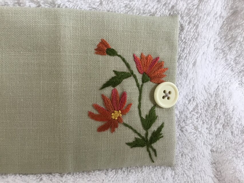 刺繍 袋帯 美品 逸品 洛陽織物 落款 八重桜花文 箔 ベージュ 六通 正絹 【中古】