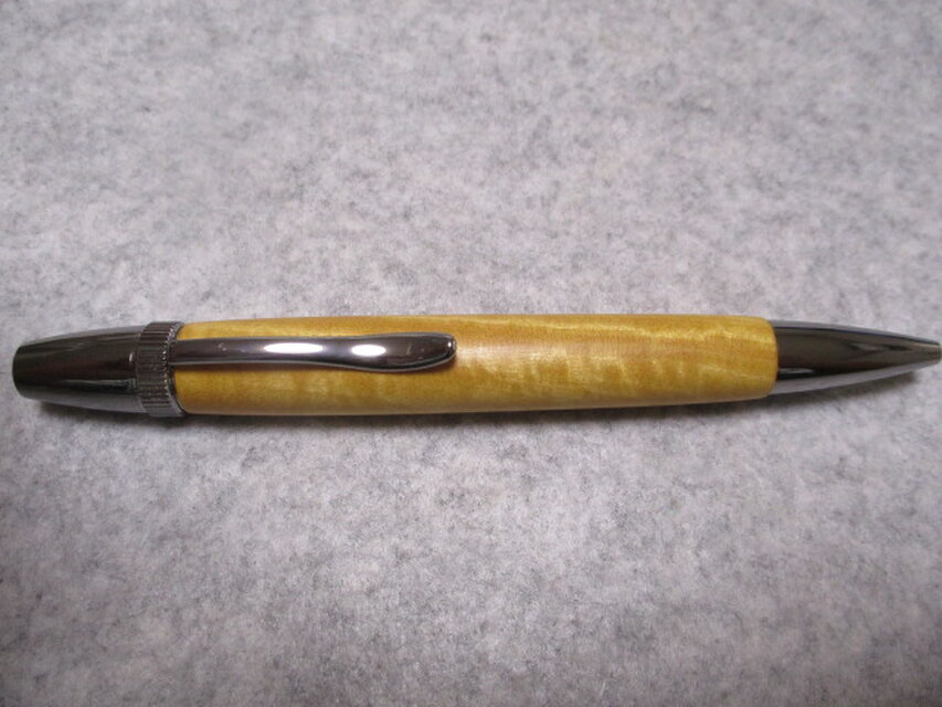 セイロンサテンウッド　キルト杢　キヌカオイル仕上げ　ロングパトリオットボールペン