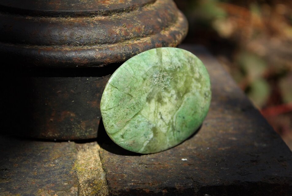 ツァボライト(グリーンガーネット）　パームストーン