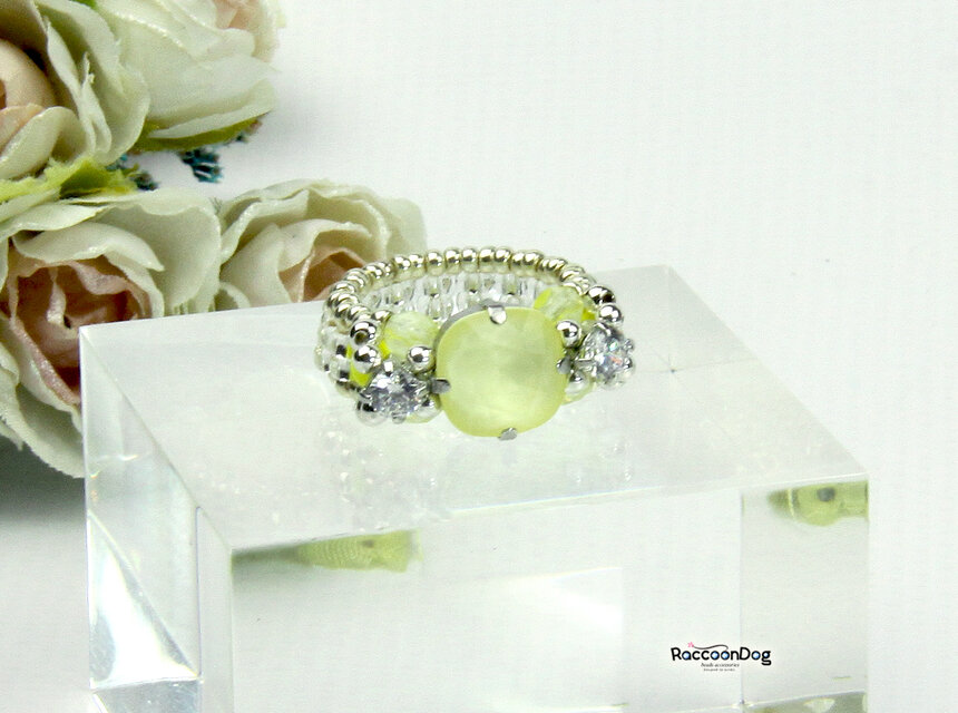 スワロ・クリスタルパウダーイエローリング【スワロ/ジルコニア ビーズリング】《ビーズアクセサリー》