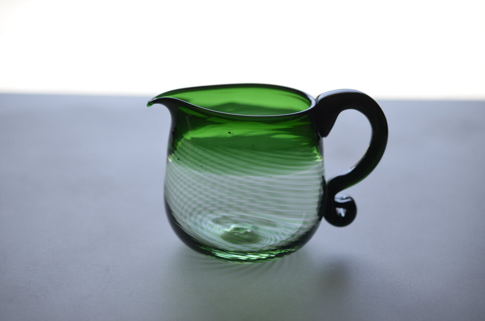 (再々販)深緑ラインのピッチャー