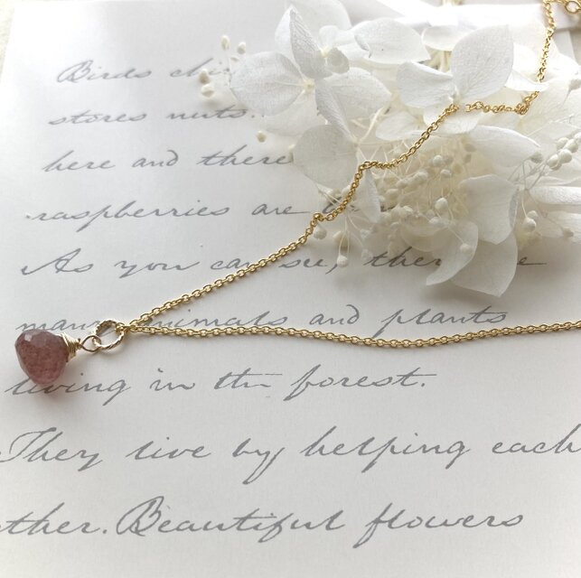 ＊展示品＊モスコバイトのひと粒ネックレス