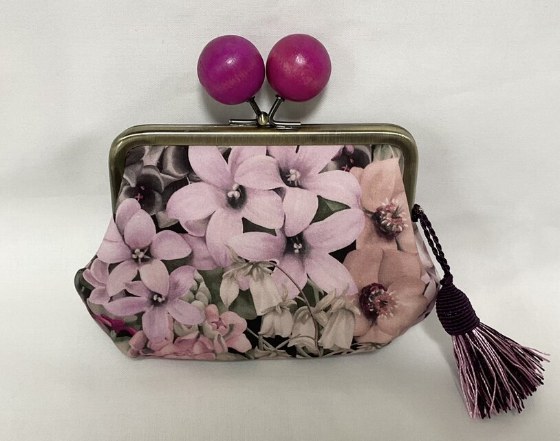 リバティ　ペインテッド・ジャーニー　　大きめ木玉親子がま口ミニ財布　