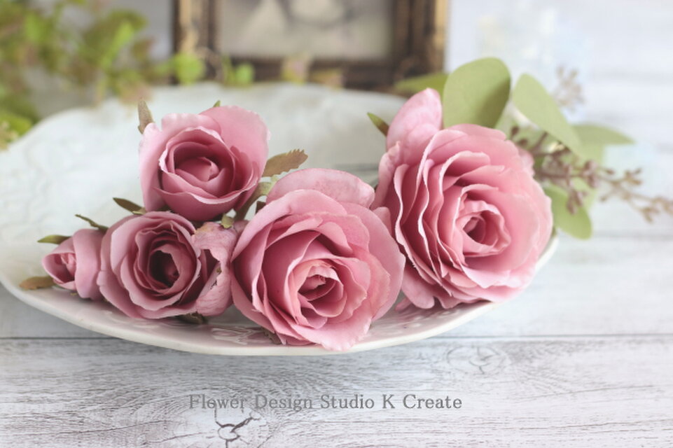 濃いめピンクの薔薇と布花のヘッドドレス 紫陽花 ユーカリ 結婚式