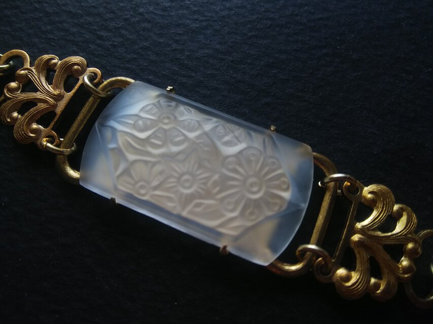 ヴィンテージ　flower-Relief（38×18㎜）Large･Ovalクラシカルブレスレット