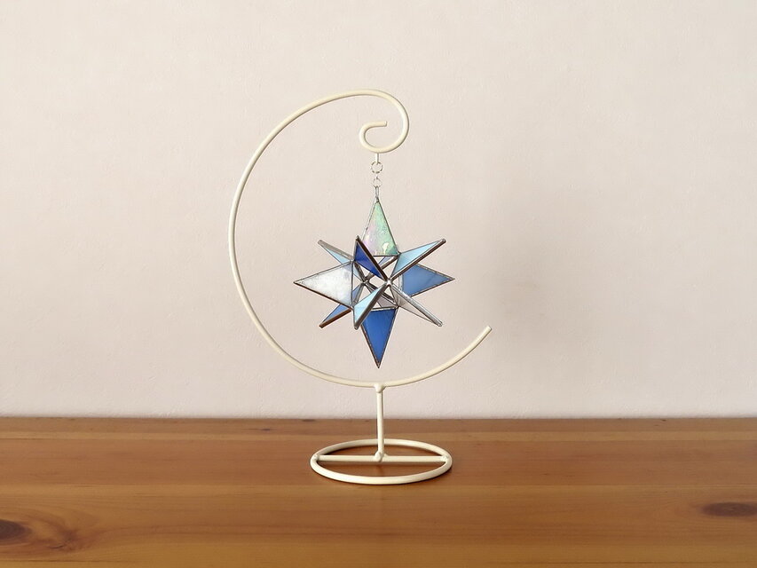 TV掲載作品色違い・ゆらゆらスター・星のサンキャッチャー・ブルーグリーン×ブルー×ホワイト・飾る用の土台付き　　