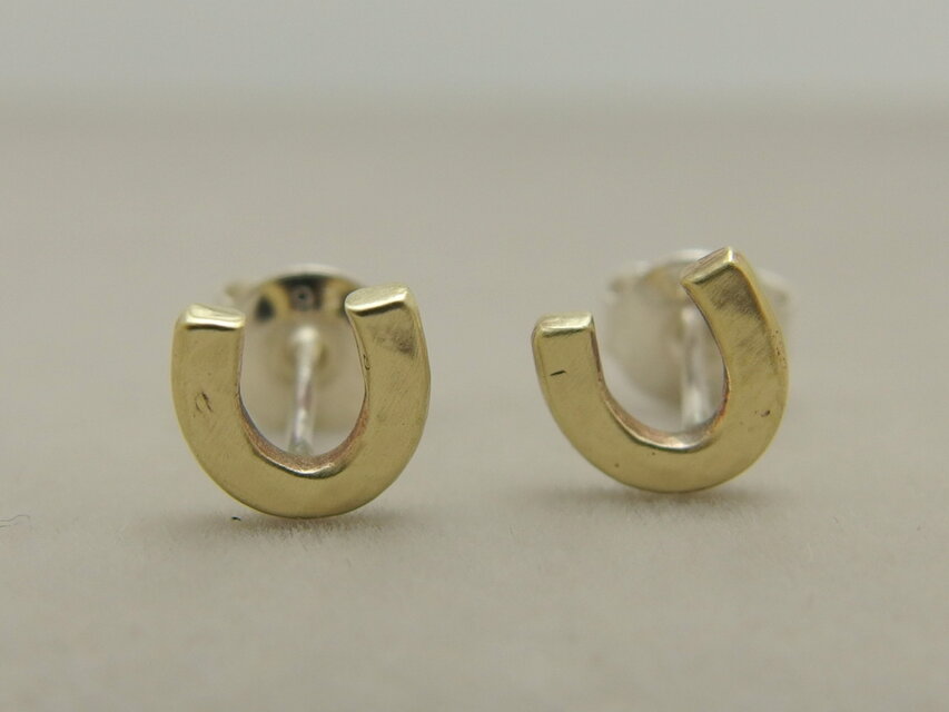 ホースシューピアス 真鍮 【brass】 両耳用2つセット | iichi 日々の 