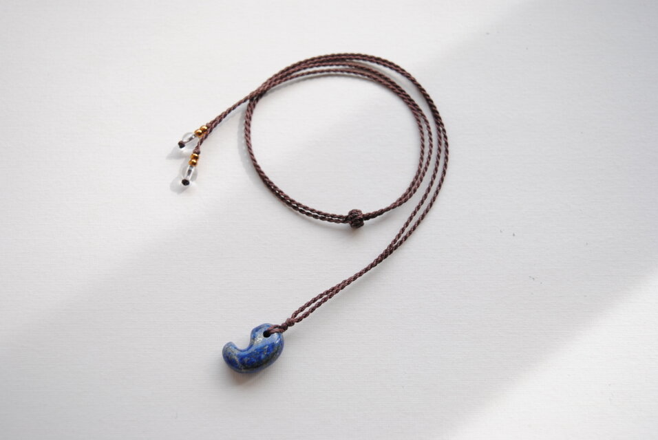 ペンダント.勾玉.ラピスラズリ.中古品.2点 ペンダント.勾玉.ラピスラズリ.中古品.2点 ペンダント.勾玉