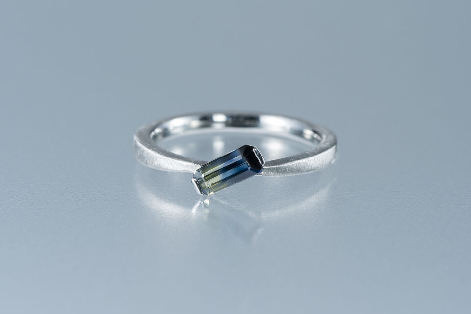 バイカラーサファイアリング