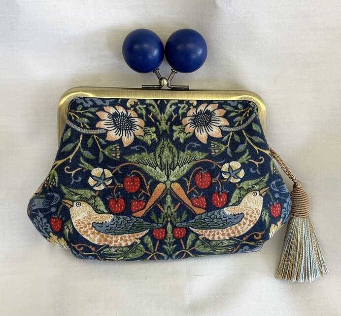 ウイリアムモリス　いちご泥棒　木玉親子がま口ミニ財布　