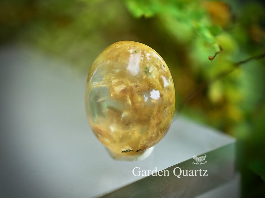 不思議アンフィボール★イエローガーデンクォーツ ルースs570