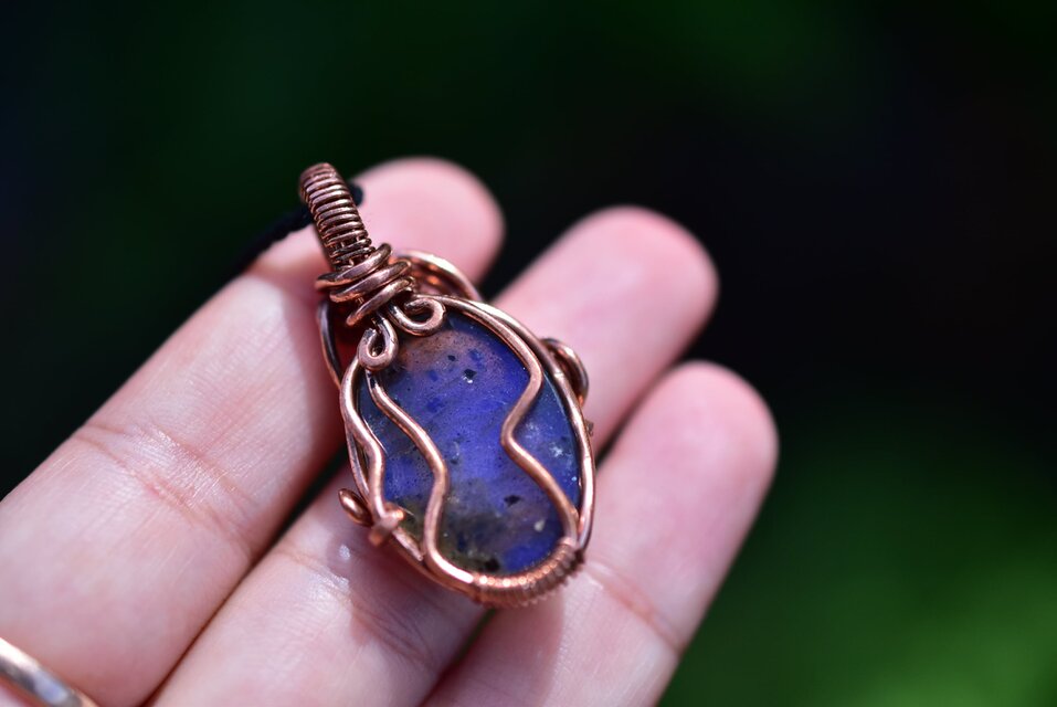 蒼い紋章☆wire wrapping ブルーラブラドライト ネックレス731 | iichi