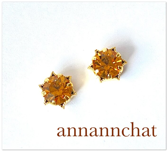 【ビンテージ　オーストリア製　稀少 スワロフスキ― 　トパーズ　秋色　ピアス】　19７0年代　