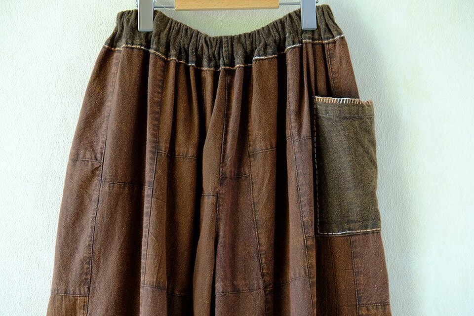 こなれ木綿の接ぎ合せワイドパンツ