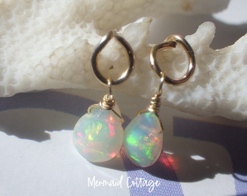 14kgf*Ethiopian Opal Stud Earrings エチオピア産ウェロオパール14kgf