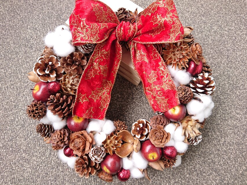 コットンのクリスマスリース | iichi 日々の暮らしを心地よく