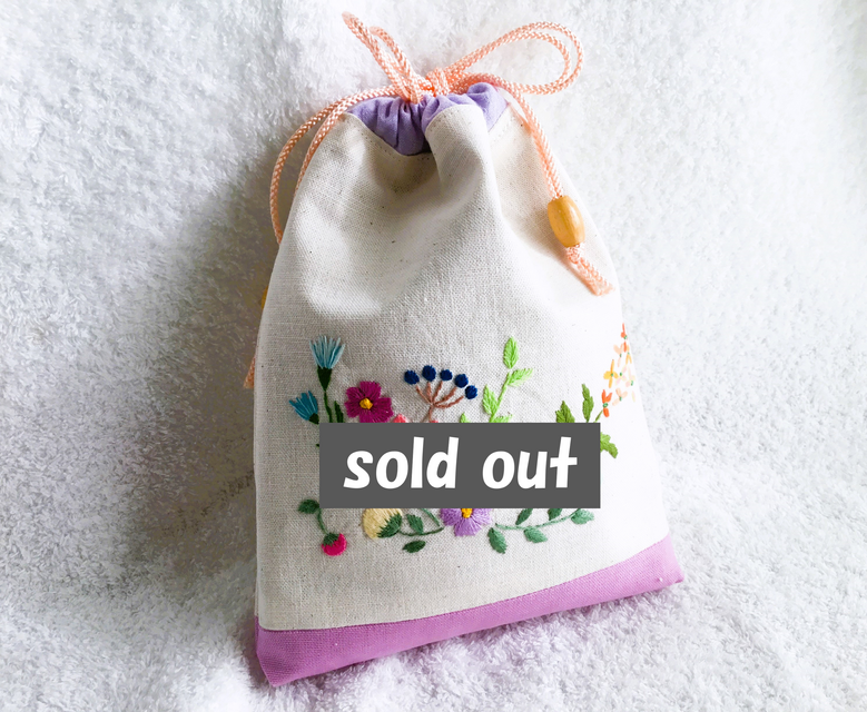 花刺繍の巾着・マゼンダ