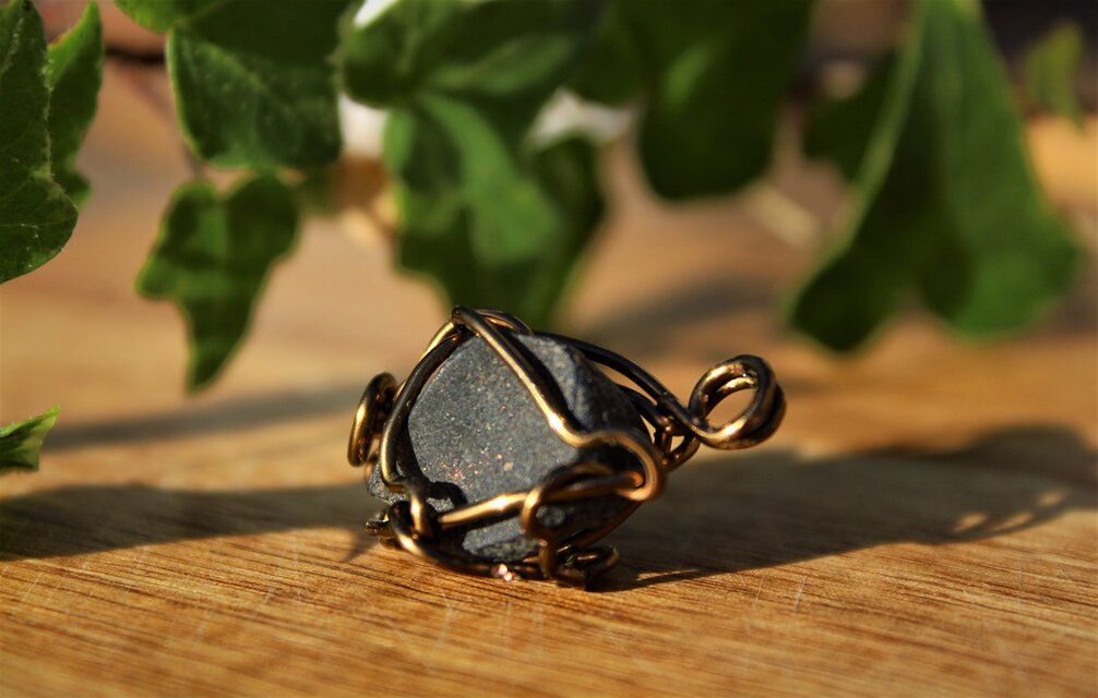 チンターマニストーン　シリウス恒星からの神聖な石