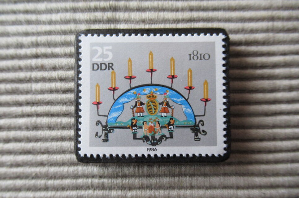 東ドイツ　クリスマスキャンドル切手ブローチ8343