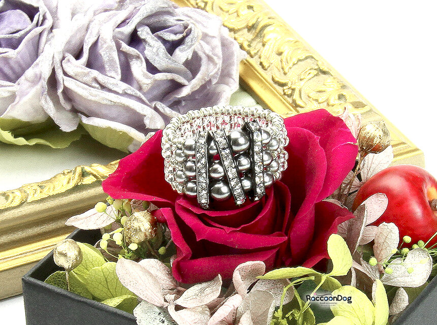 ブラックロンデルバーとパールのビーズリング【スワロパール/ロンデルバー ビーズリング】《ビーズアクセサリー》