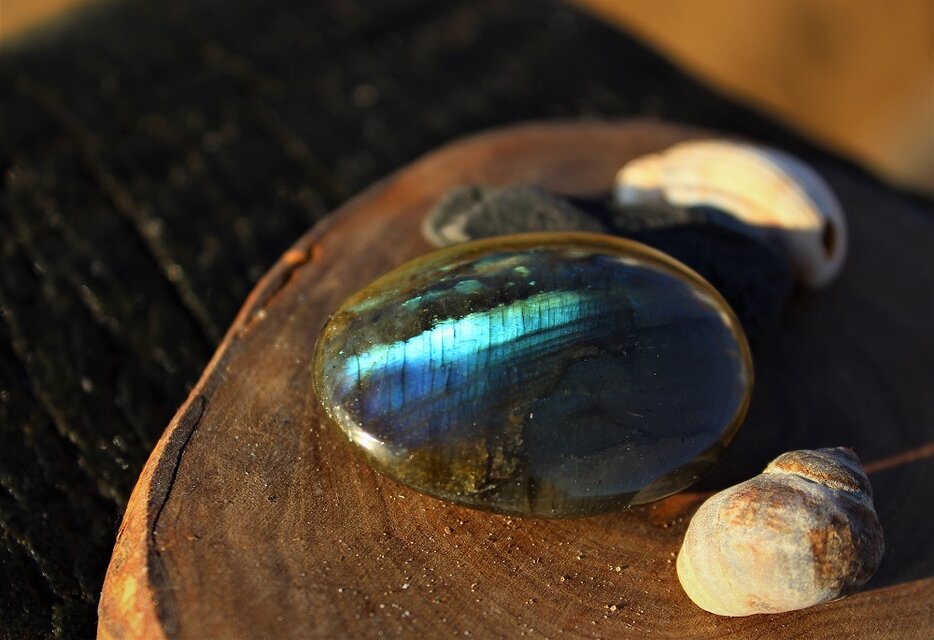 ラブラドライト　パームストーン