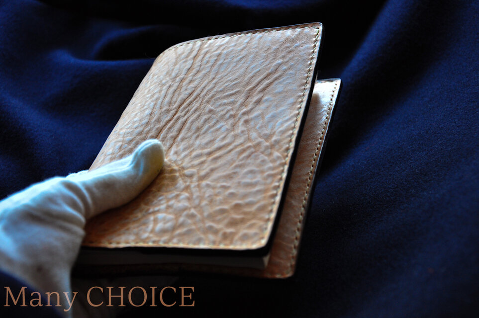 イタリアンバケッタレザー・アラスカ・ブックカバー（ナチュラル）