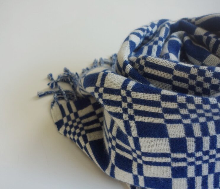 手織りカシミアストール・・瑠璃色×白