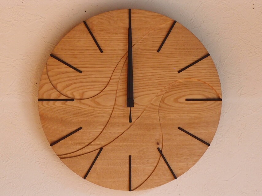 無垢の木の電波掛け時計　くり　００７５