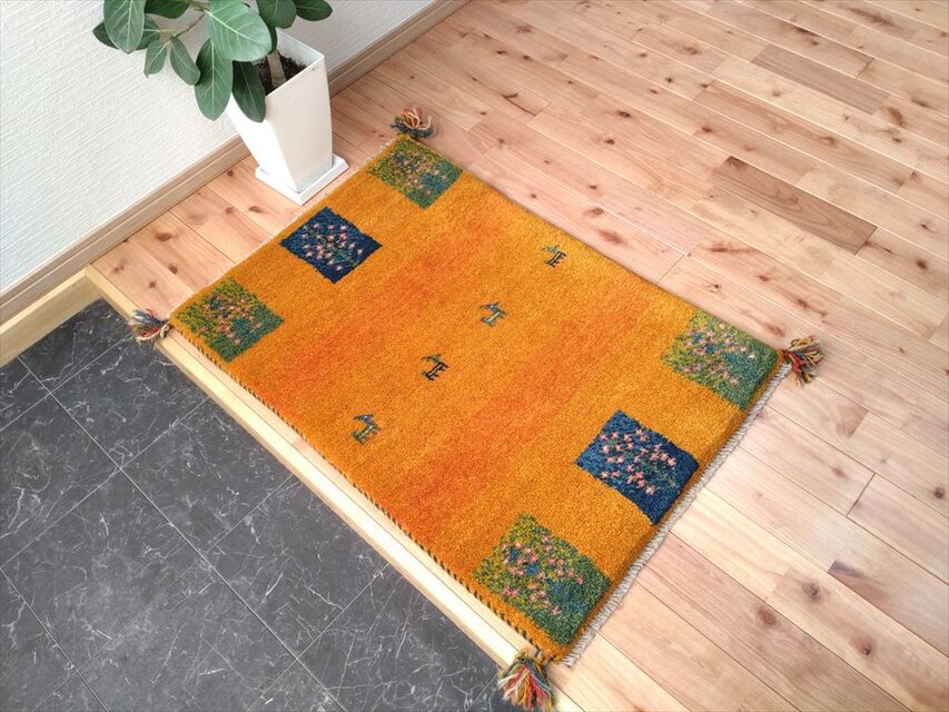 秋のキャンペーン】ペルシャ ギャッベ 玄関マット 88×60cm イエロー 成