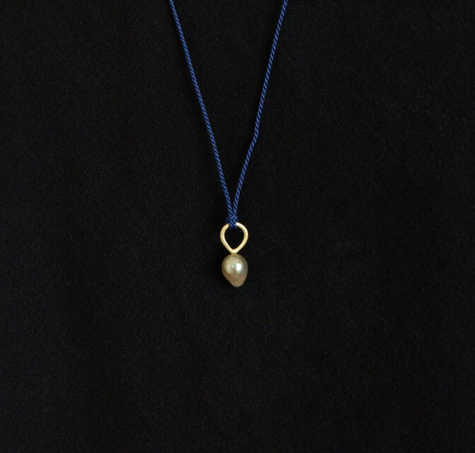 K10 アコヤ真珠のコードネックレス - blue cord | iichi 日々の暮らし