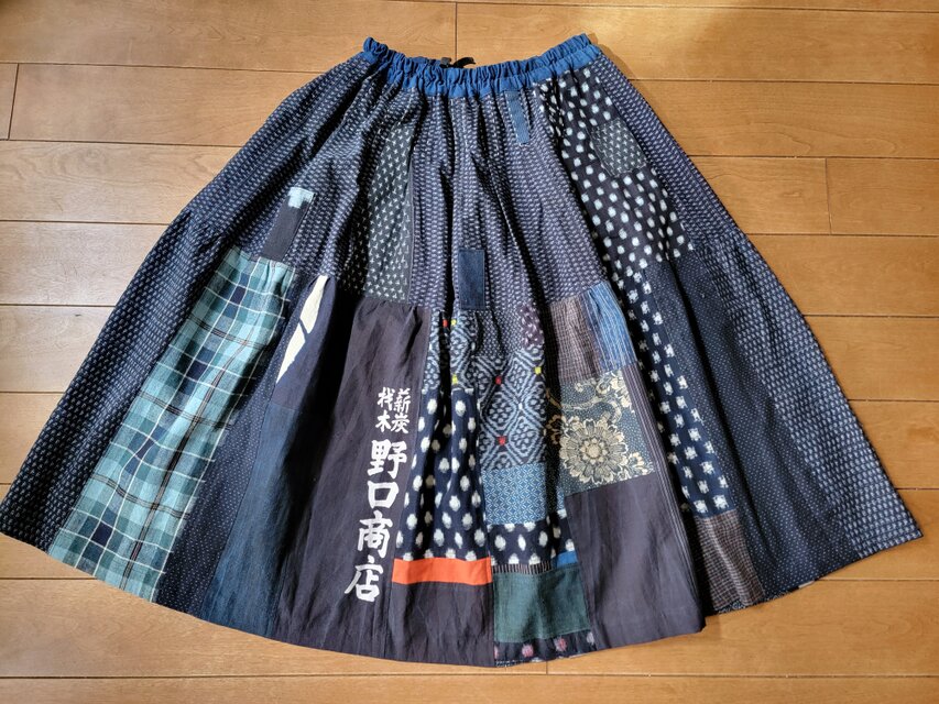 着物リメイク 古布 手作り 絣 型染め パッチ スカート | iichi 日々の