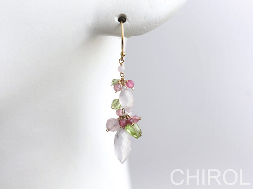 ✿ ローズクォーツ＋ ペリドットの ピアス/ 14kgf 【桜・春】 | iichi