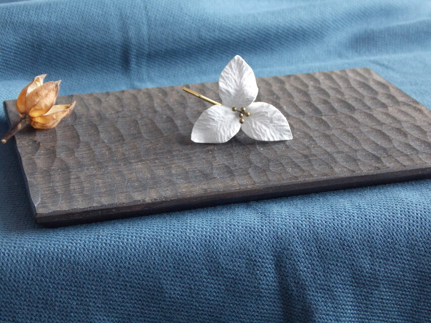 オオバナノエンレイソウのポニーフック | iichi 日々の暮らしを