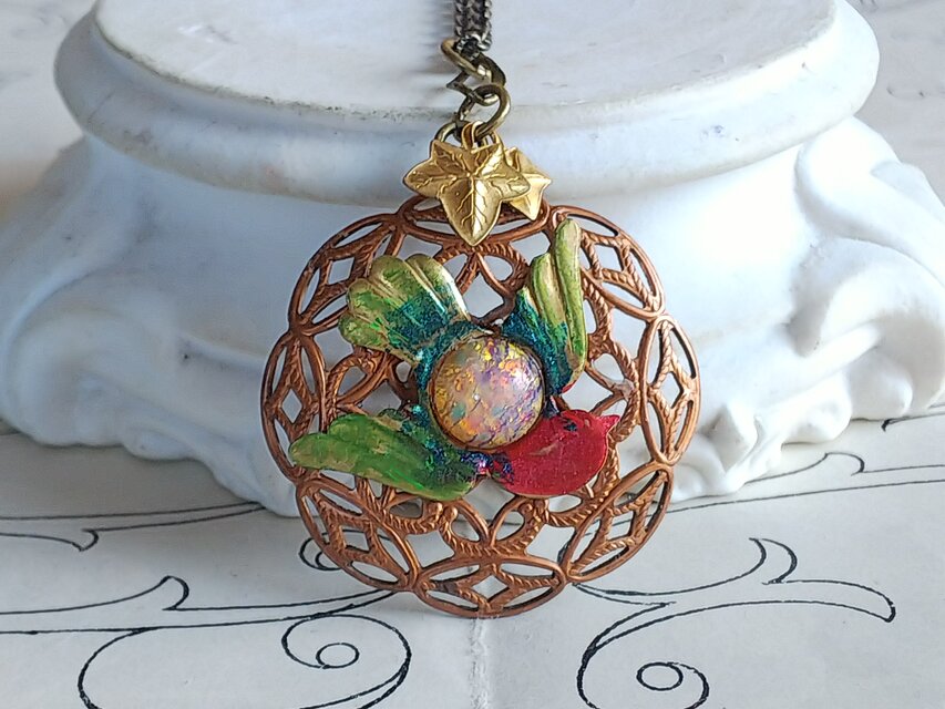 ヴィンテージ　春・PinkｰOpal-Bird／Bird’s nest　クラシカルネックレス