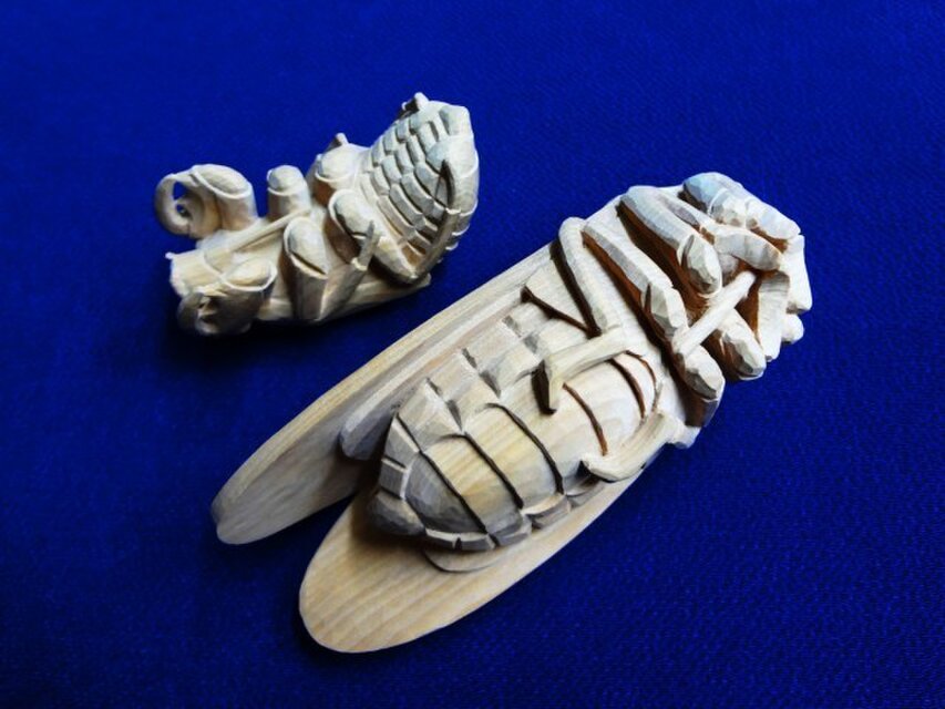 【1点物】空蝉魚【陶器/置物】 スペシャルな「蝉と空蝉」（SU－3） | iichi 日々の暮らしを心地よく