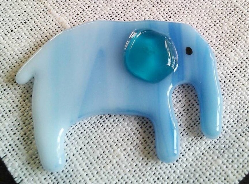 ぞうさんのブローチ