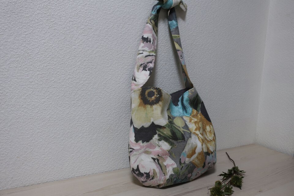 イギリス花柄リネン混Cトートバック