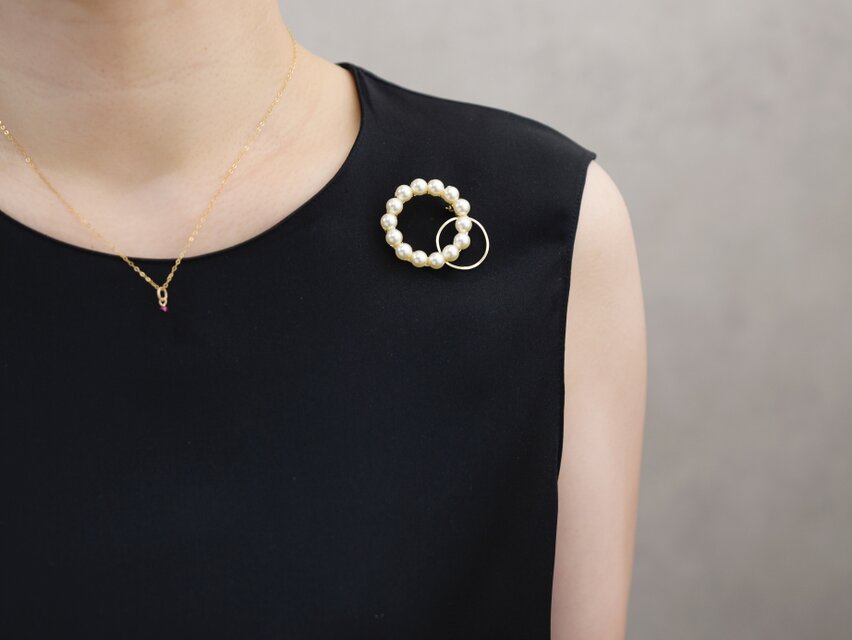 ブローチ】パールとゴールド 重なる 波紋 | iichi 日々の暮らし