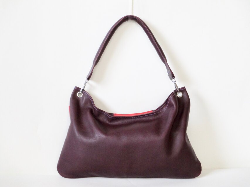 ⭕️SALEイタリア革のワンハンドルトート（プルーニャ・濃い紫色）
