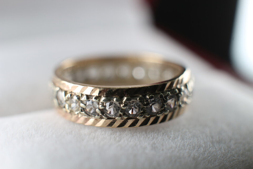 絶品 ゴールド リング レディース 指輪 スピネル 純金率 333 宝石 J9