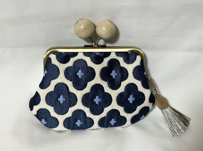 ハンドメイド　がま口親子長財布　ディジードット柄　花柄 ハンドメイド がま口親子長財布 ディジードット柄 花柄