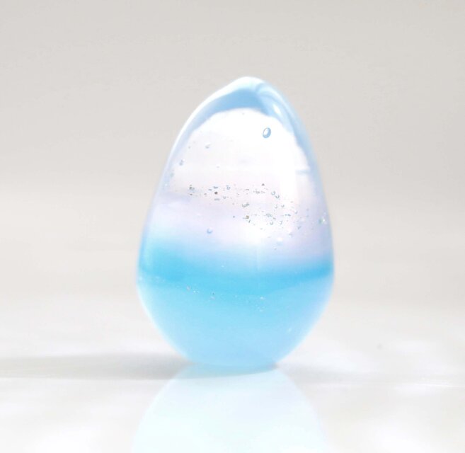 ガラスの雫のプチオブジェ 「珊瑚の海のひと雫」 | iichi 日々の暮らし