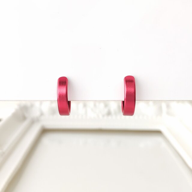痛くない〉2wayピンクレッドフラットリングイヤリング