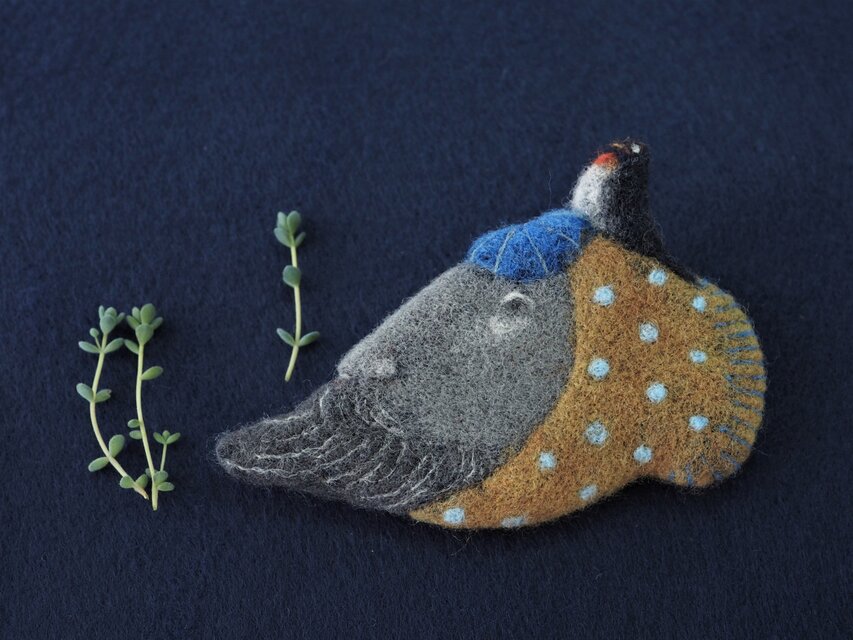 ブローチ ＜王様とツバメ＞