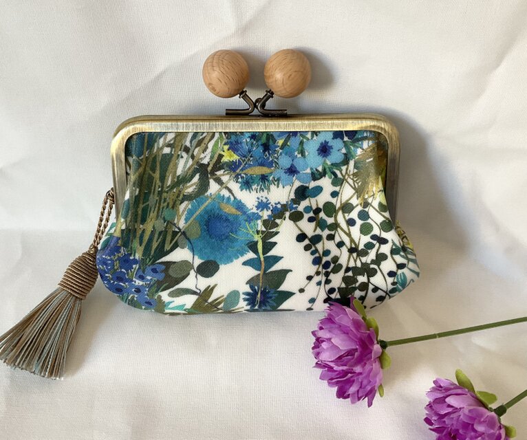 リバティ　トレスコ　ラミネート　木玉親子がま口ミニ財布　